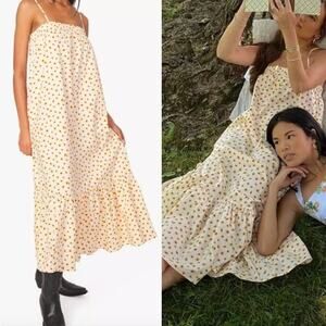 NWT WeWoreWhat Cottagecore Boho Ditsy Daisy Smocked Midi Dress XS Ruffle Hem
